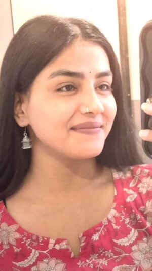 Garima Verma Instagram - Thodi kosis ā„ļøš
.
.
#reels #reelsinstagram #reelitfeelit #instagram #instagood #trending #viral #explore #likesforlike #shayari #loveshayari #sadshayari
