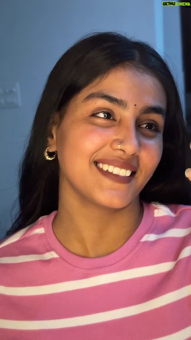 Garima Verma - 26.3K Likes - Ese nhi ♥️
.
.
#reels #reelsinstagram #reelitfeelit #instagram #instagood #trending #viral #explore #likesforlike #shayari #loveshayari ##sadshayari #s♥️