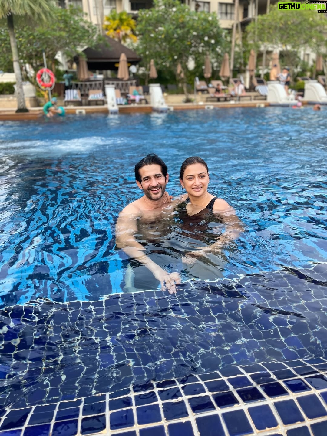 Gauri Pradhan Tejwani - 15.6K Likes - Chill mode on ❤️❤️❤️
#hitentejwani #gpradhan #sunday #funday #chill #partner