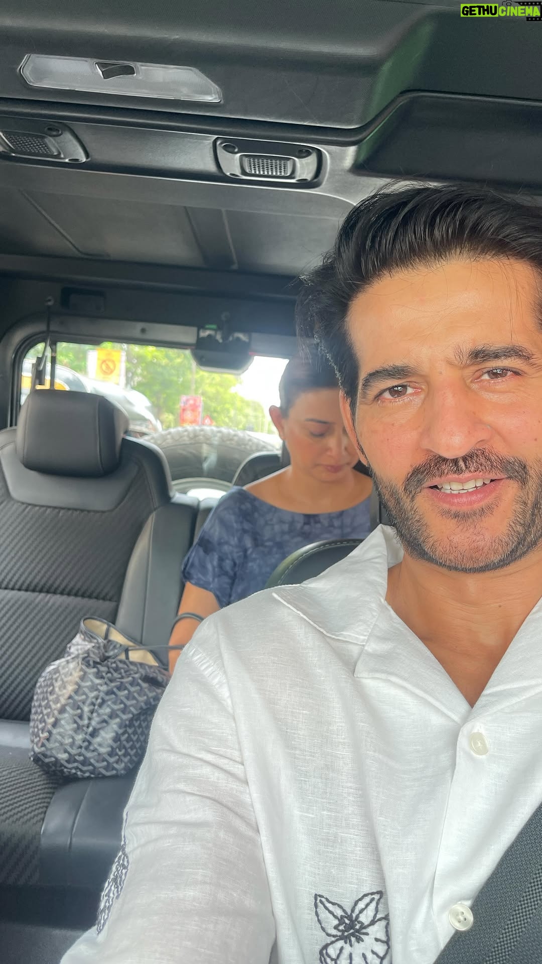 Gauri Pradhan Tejwani - 24.9K Likes - Bahut late ho gaya hai …lekin message karna zaroori hai ..
#hitentejwani #gpradhan #love #grateful #vibes #monday #travel