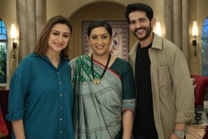 Gauri Pradhan Tejwani Instagram - The STAR family!!⭐️🌟⭐️
@starplus #KyonkiSaasBhiKabhiBahuThi
@balajitelefilmslimited