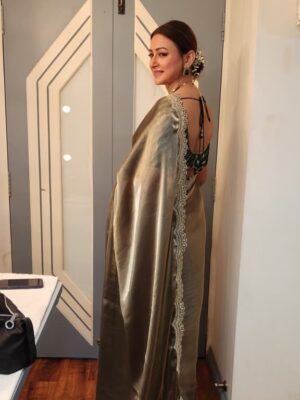 Gauri Pradhan Tejwani Instagram - Classic never tries too hard!!
HMU & 📸 @makeupbyrizsiledar