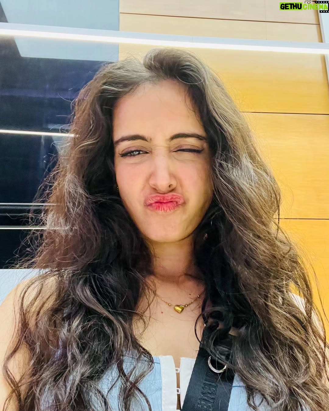 Gauri Prajapat - 2.1K Likes - Can't remember the joke though!
Well, hello there🙋🏻‍♀️, long time no see (other than stories💁🏻‍♀️)
.
.
.
.
.
.
.
.
.
.
.
#longtimenosee #instafeed #backoninstagram #🥺