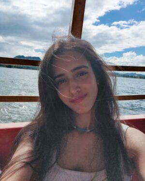 Gauri Prajapat Instagram - Dil ke jharokhe se✨
.
.
.
.
.
.
.
#udaipurdiaries #indorigauri #udaipurtrip #instafeed #udaipur  #rajasthantourism #explorepage #asthetic