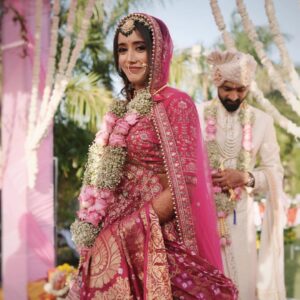 Gauri Prajapat Instagram - Ishq hai ye ishq hai...
🧿💗