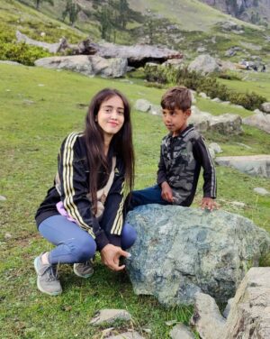Gauri Prajapat Instagram - Befor this trip, whenever I use to hear the word Kashmir, the first thought which crossed my mind was, gun shots, protests and riots.
I'm so happy that I did this offbeat Kashmir trip with @onhisowntrip  which made me realise how wrong I was. How everything I knew about this heaven was wrong. 
The people here are so welcoming and genuine. The warmth with which they'll treat you will melt your heart ❤️. So polite with their words with a kind smile. The place- khoobsurat ❤️
Thankyou so much @capn_nero and @onhisowntrip for this experience, for making me unlearn and relearn✨
.
The phrase - "never judge a book by it's cover" is so true. 
.
.
.
.
.
.
.
#kashmirtrip2021 #indorigauri #pahalgam #onhisowntrip #kashmir #travelgram #mountains #heavenishere #travelphotography #memoriesforlife #kashmiri #bondsthatgobeyond #theguyonhisowntrip #heavenonearth #travelinfluencer #blogger #trending #trip2021 #travelmore #lovemore #famjam #lovethisplace