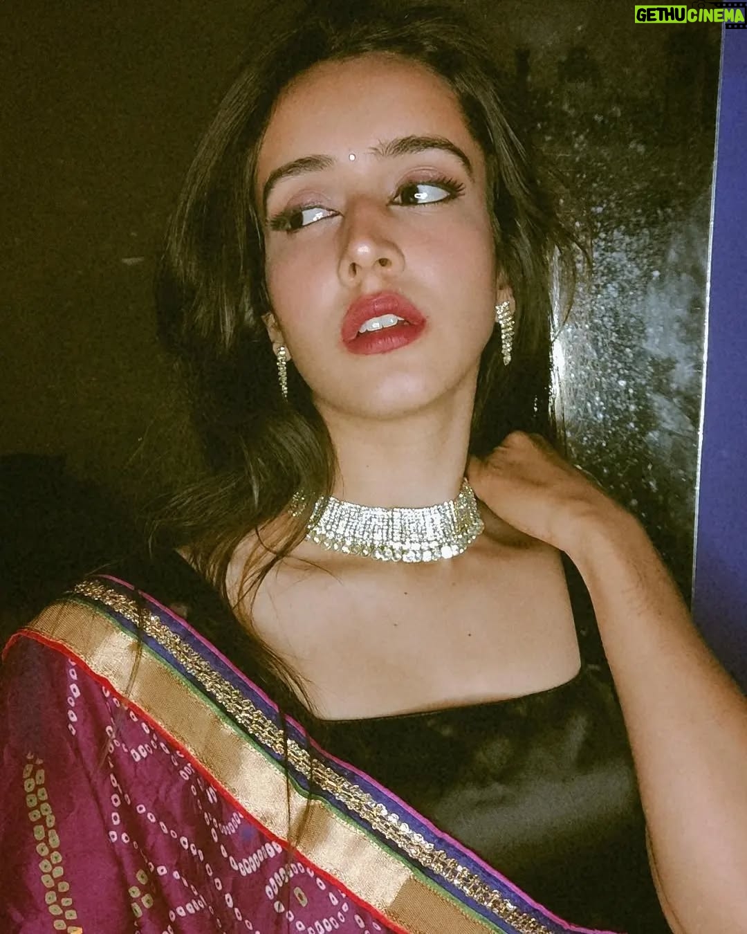 Gauri Prajapat - 2.7K Likes - Saree hits different!
.
.
.
.
.
.
.
#saree #indorigauri #explore #indianlook #sareelove #instapost #postoftheday #indoregram #indianoutfit #redsaree #indore #indianwedding