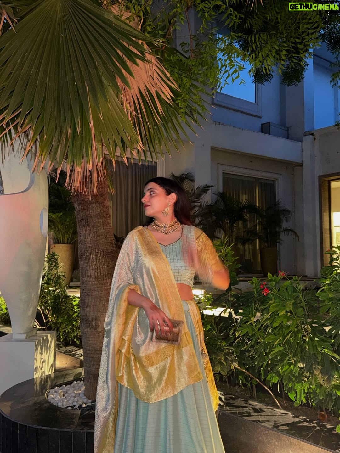 Gaurika Rathi - 1.2K Likes - Not getting over this outfit 🎀🤍🤌
Favourite Palette.

Comment ‘🎀’ for outfit details.
