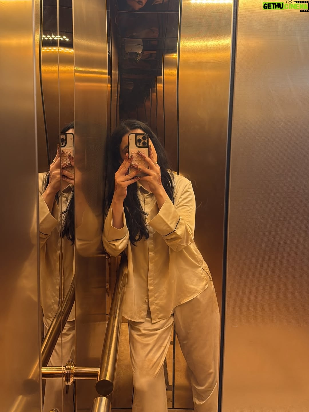Gaurika Rathi - 1.8K Likes - 🤍🎀🤎🐣🥂