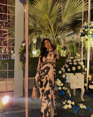 Gaurika Rathi Instagram - 🤍🕊️👑