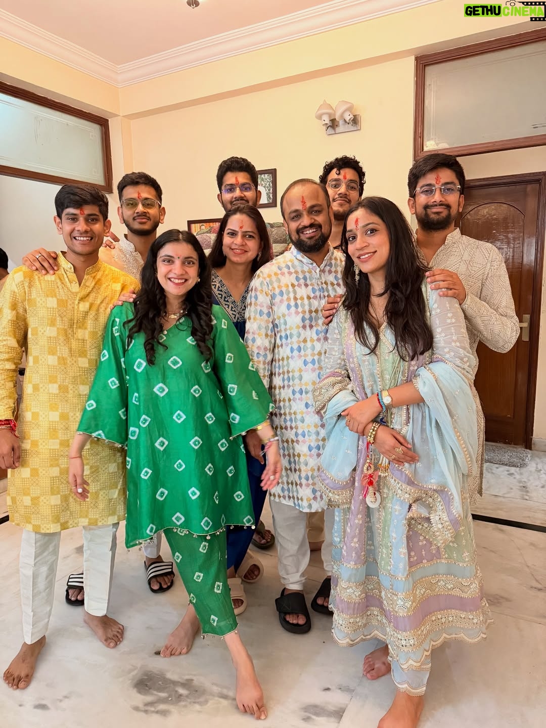 Gaurika Rathi - 1K Likes - Round 1🧿🤍🥹

The one festival that I always look forward to.
ARMY🧿❤️

@rathishivi Miss you🤍