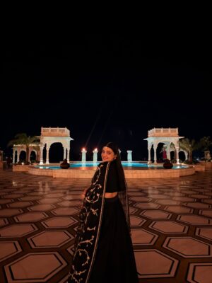 Gaurika Rathi Instagram - ♠️🤍🧿

Outfit @poojapranayofficial 
Jewellery @bynirjari 
Clutch @sabyasachiofficial