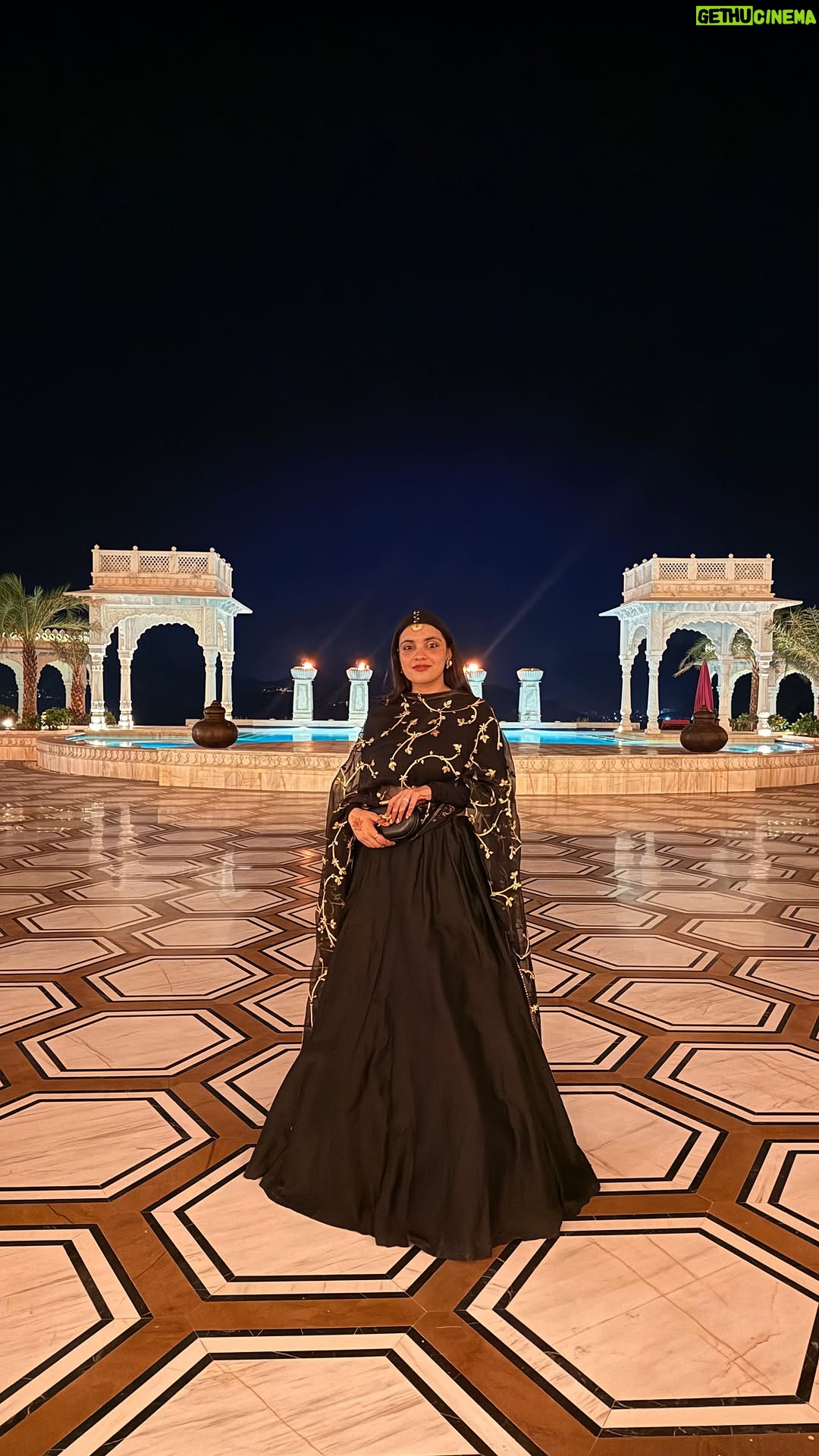 Gaurika Rathi - 891 Likes - Wearing this gorgeous outfit from @poojapranayofficial and the flare of the skirt is beautiful. Ofcourse the duppata steals the show🤍✨
Jewellery @bynirjari 
For all my mang tika girls, this has to be it. The most fashion forward and practical creation have seen in a very long time.

See you all in the comments 🤍
Outfit @poojapranayofficial 
Jewellery @bynirjari 
Clutch @sabyasachiofficial