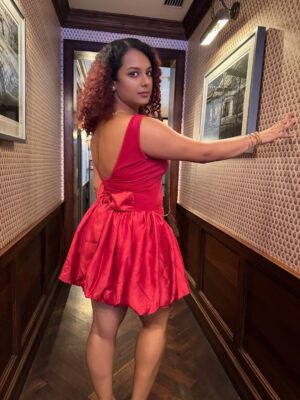 Gautami Kawale Instagram - Empty glasses and cute dresses 👀
Check the last pic
_
Outfit @diamondlady.in
Accessories @swarovski
Bag @louisvuitton