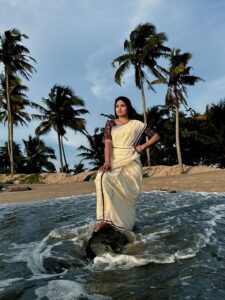 Actress Gayathri Arun HD Photos and Wallpapers October 2025