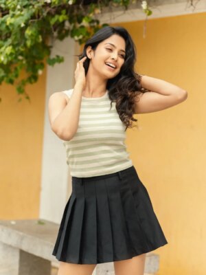 Gayathri Sri Instagram - Blissful ✨
📸 @eslinjoyphotography