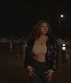 Geet Mehta Instagram - - I got my mind on you 🖤