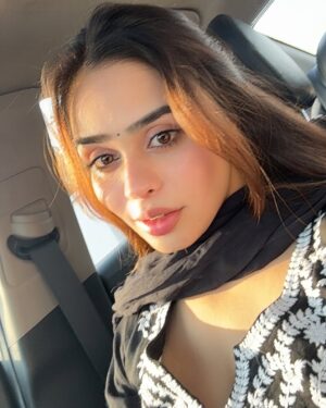 Geet Mehta Instagram - -Har duaaaan mein tujko mein mangu sada ❣️