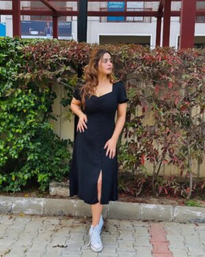 Geet Mehta Instagram - 🖤✨