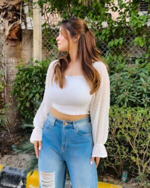 Geet Mehta Instagram - -forever that girl 🤍