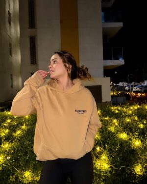 Geet Mehta Instagram - 🫶🏼✨