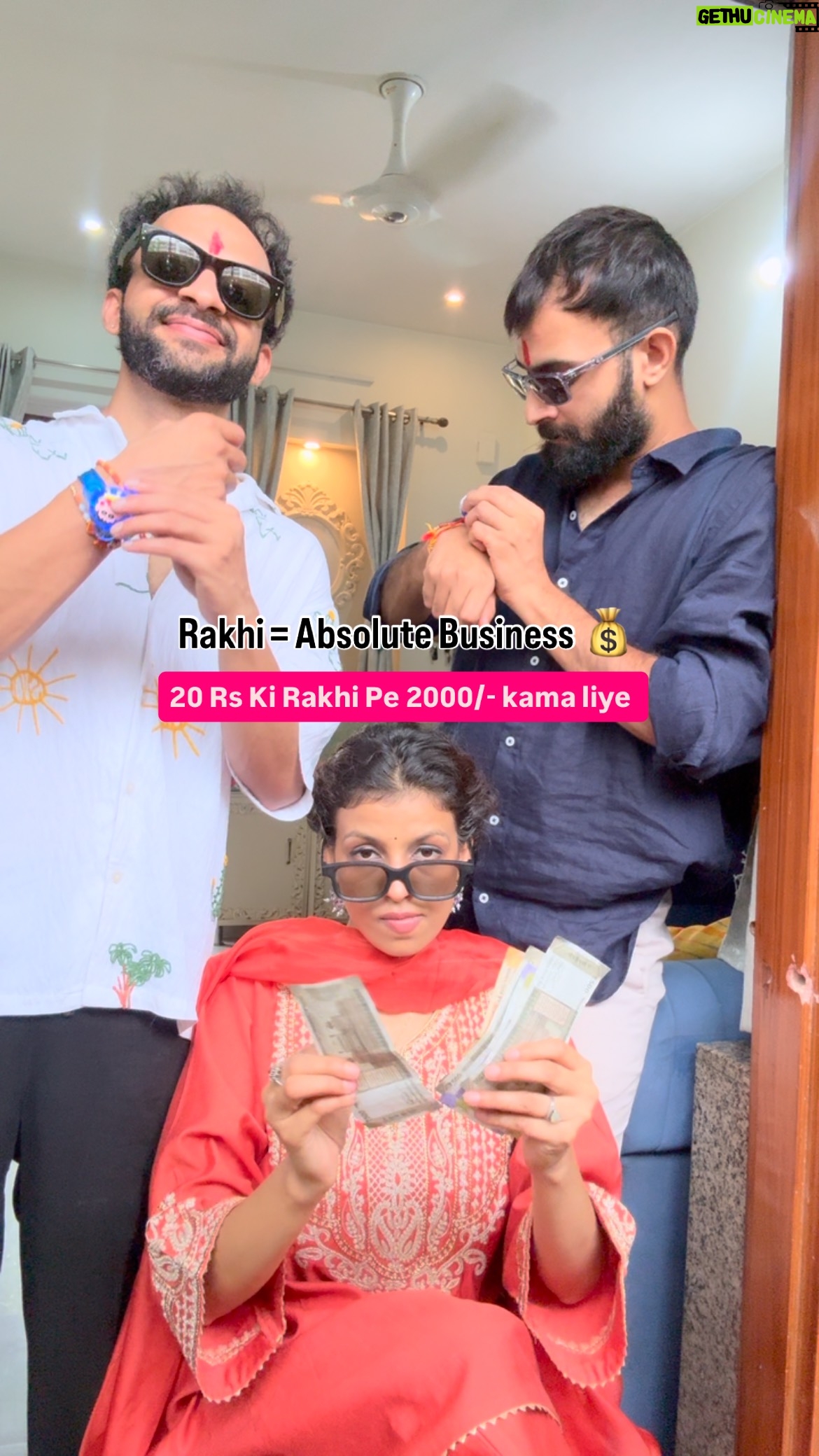 Geetanjali Chauhan - 5.5K Likes - Happy Rakhi ♥️ 💵 
@muninderchauhan @nitin_chauhaan 
.
.
#geetanjalichauhan #rakhi #trendingreelsvideo