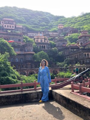 Geetanjali Chauhan Instagram - Good time spent at @neemrana.hotels !!
.
Stay tuned to know how you can win a staycation voucher at this beautiful property , carrying the legacy and charm from decades ✨
@radiocity_rajasthan
.
#neemrana #neemranafort #geetanjalichauhan #heritageproperty #rajasthan #rajasthandiaries