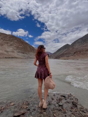 Geetanjali Chauhan Instagram - It was difficult to select but few pictures from my Ladakh Birthday trip ♥️
Don't forget to send hearts in comments 🤭
.
.
#ladakhdiaries #geetanjalichauhan #travel #birthdaytrip