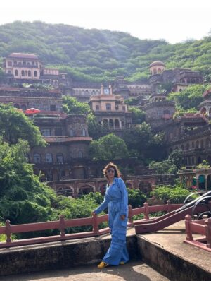 Geetanjali Chauhan Instagram - Good time spent at @neemrana.hotels !!
.
Stay tuned to know how you can win a staycation voucher at this beautiful property , carrying the legacy and charm from decades ✨
@radiocity_rajasthan
.
#neemrana #neemranafort #geetanjalichauhan #heritageproperty #rajasthan #rajasthandiaries