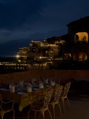 Geetanjali Chauhan Instagram - Good time spent at @neemrana.hotels !!
.
Stay tuned to know how you can win a staycation voucher at this beautiful property , carrying the legacy and charm from decades ✨
@radiocity_rajasthan
.
#neemrana #neemranafort #geetanjalichauhan #heritageproperty #rajasthan #rajasthandiaries