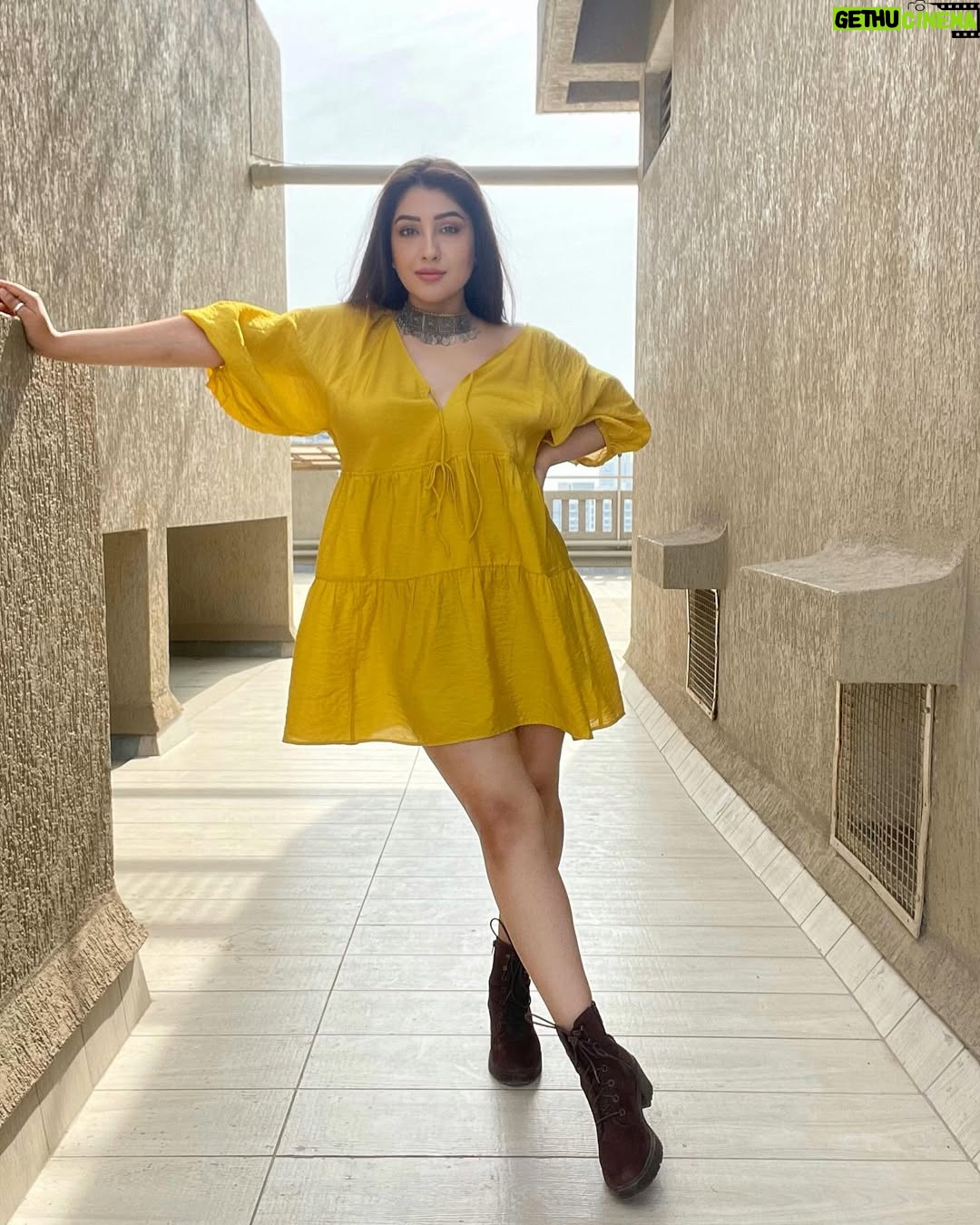 Geetanjali Singh - 3.3K Likes - 𝓕𝓻𝓮𝓮 ♥︎ 𝓢𝓹𝓲𝓻𝓲𝓽🌼
.
.
OutFit @hm 
.
.
.
.
#bohovibes #bohochic #wildandfree #yellow #picturesoftheday #geetanjalisingh