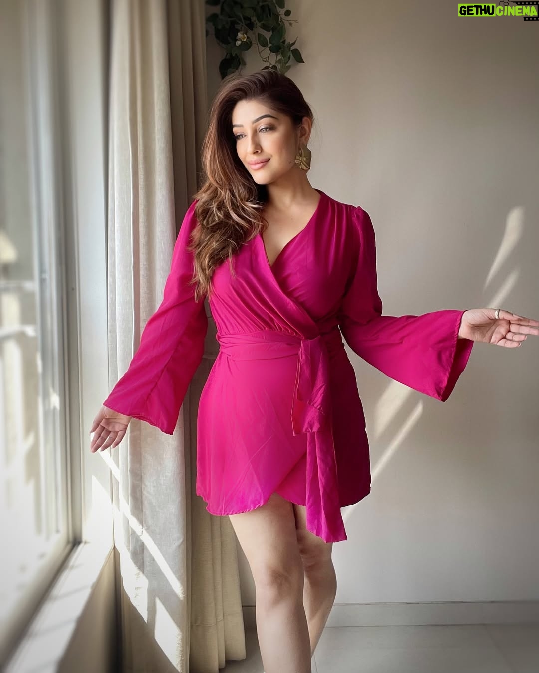 Geetanjali Singh - 3.2K Likes - “Let stillness speak.”
.
.
.
.
.
#GeetanjaliSingh #OnCamera #ActorAesthetic #BoldAndGraceful #TimelessFrames
