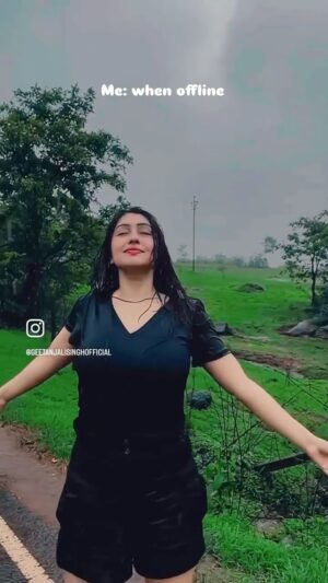 Geetanjali Singh Instagram - Me, unfiltered and unavailable. Still making memories that count 🩷🫰
.
.
.
.
#GeetanjaliSingh #UnfilteredMe #MakingMemories #SoloTravelVibes #TravelMood #ReelLife #ActressOnTheGo #InMyElement