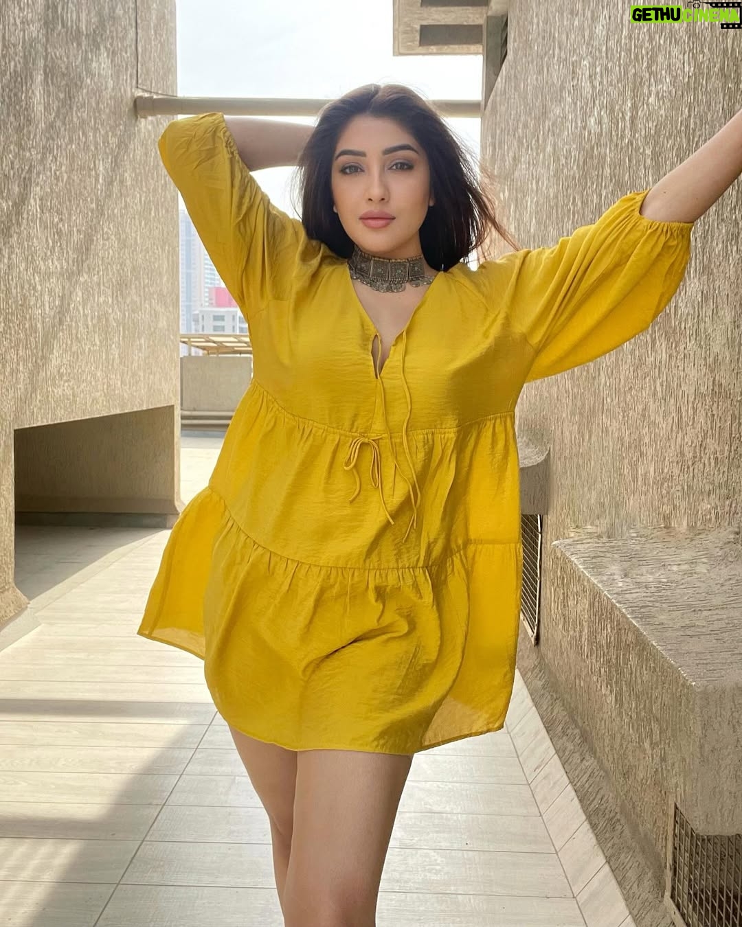 Geetanjali Singh - 3.3K Likes - 𝓕𝓻𝓮𝓮 ♥︎ 𝓢𝓹𝓲𝓻𝓲𝓽🌼
.
.
OutFit @hm 
.
.
.
.
#bohovibes #bohochic #wildandfree #yellow #picturesoftheday #geetanjalisingh