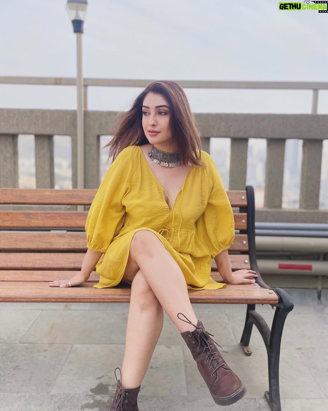 Geetanjali Singh - 3.3K Likes - 𝓕𝓻𝓮𝓮 ♥︎ 𝓢𝓹𝓲𝓻𝓲𝓽🌼
.
.
OutFit @hm 
.
.
.
.
#bohovibes #bohochic #wildandfree #yellow #picturesoftheday #geetanjalisingh
