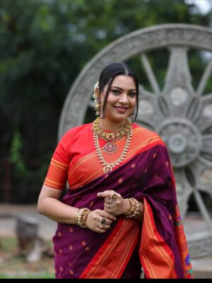 Geetha Madhuri Instagram - Stylist - @greeshma_krishna.k 
saree - @exactly_sarees 
Jewellery - @jewelleryforher3 
makeup and hair - @umachowdary_makeup_studio @umachowdary_makeupartist 
photography- @venkat_tammana