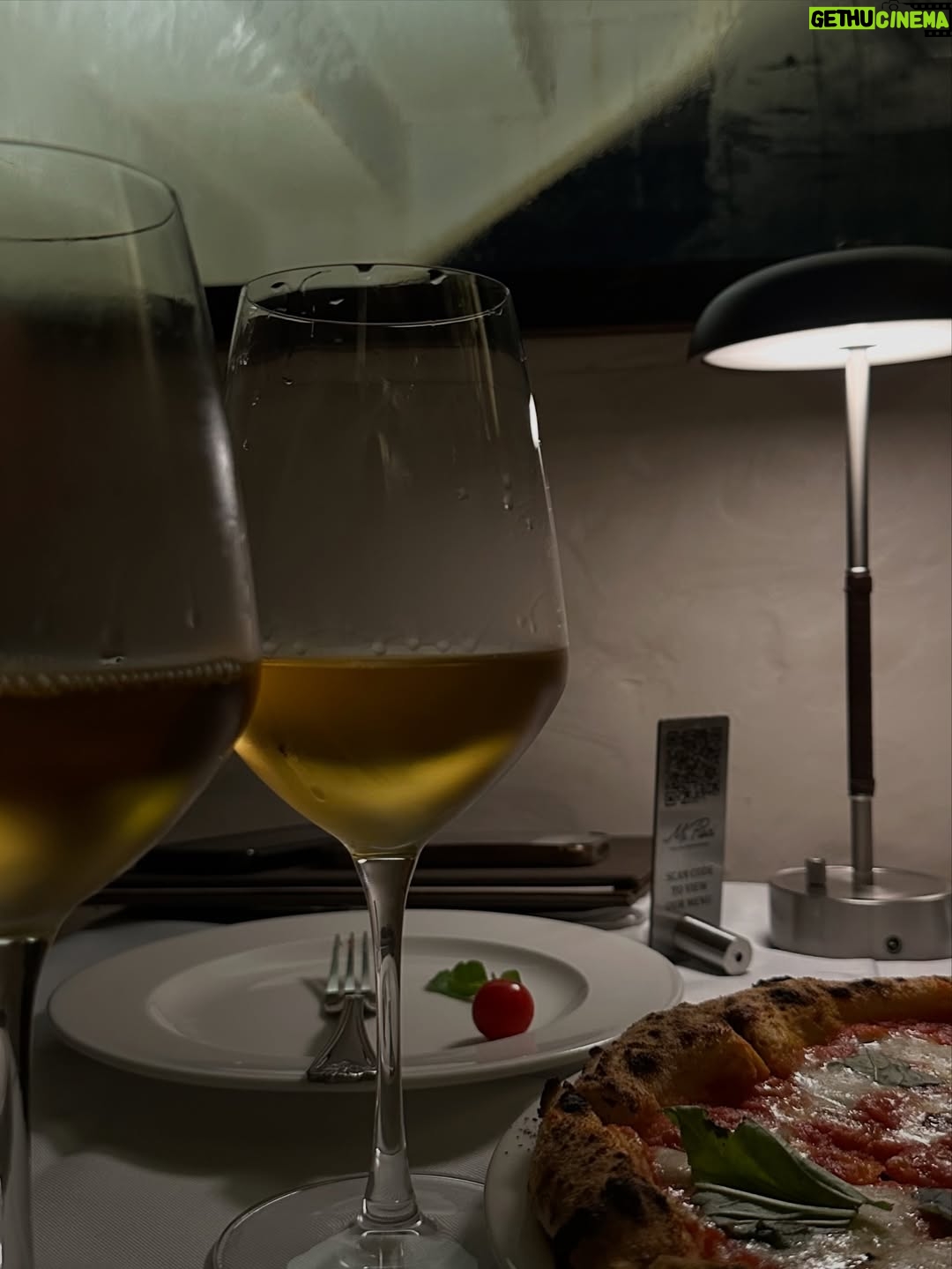 Gia Gupta - 33.4K Likes - table for two