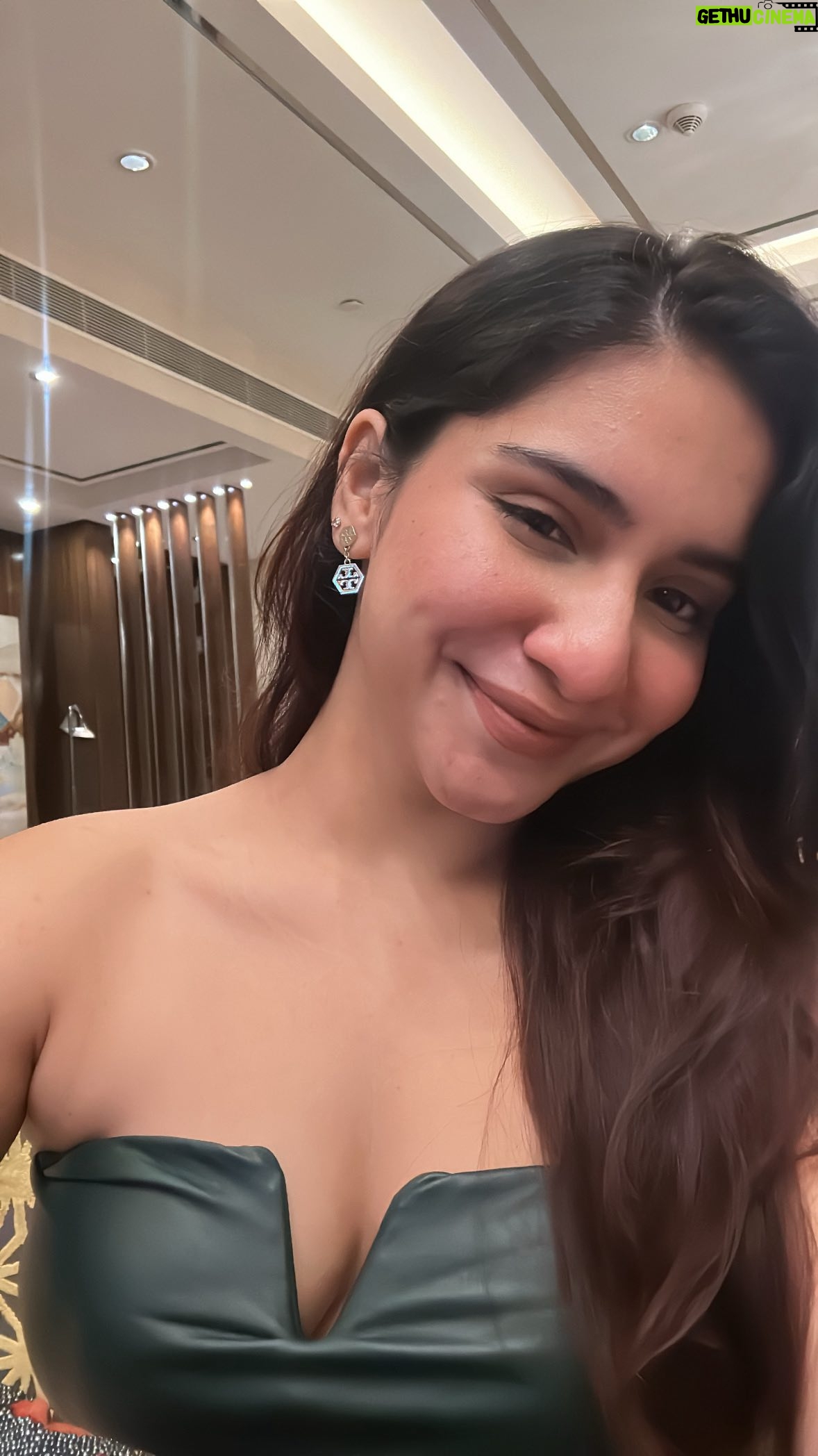 Gia Gupta - 27.6K Likes - Choose to be different, choose to be kind 🤍
.
.
.
.
.
.
#giagupta 
(Gia Gupta, cute, trend, no one noticed, hurt them like they hurt you, kind, self love)