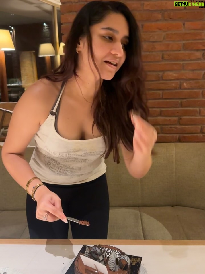 Gia Gupta - 11.9K Likes - i gave my blood, sweat and tears for this, I mean except the blood ofc!! 

250k. 2,50,000 of you all and the constant push and support. It’s like I have a family who’s loved me and asked for nothing in return. I’m so grateful and I don’t even know how to put into words. I love each and every one of you that I found because of Instagram, always will🤍