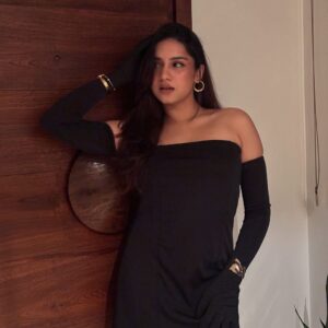 Gia Gupta Instagram - always worth the wait