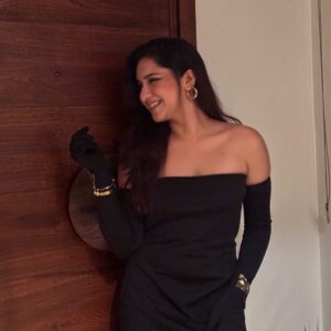 Gia Gupta Instagram - always worth the wait