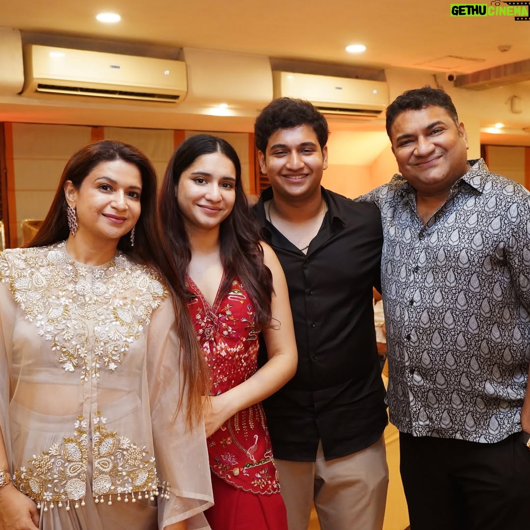 Gia Gupta - 19.7K Likes - I don’t remember who said it, but it goes like “life isn’t about the moments, it’s about the people” 
It’s these people for me, always will be ❤️