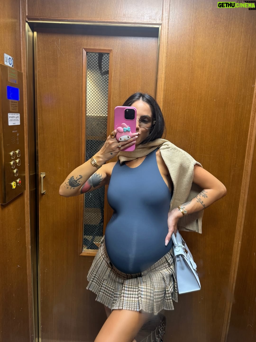 Giulia De Lellis - 235.2K Likes - from day to day @tezenisofficial 🪞/ adv