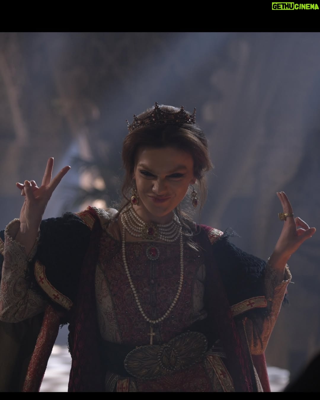 Gizem Ünsal - 12.8K Likes - Ahh Kraliçe Maria 😌
Öğrettiğin her şey için, hatırlattığın her şey için teşekkür ederim 🤞🏻

Say “Bye” to Maria 🌹