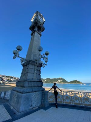 Glaiza de Castro Instagram - Celebrated our 4th wedding anniversary by revisiting the spot where we said ‘I do,’ followed by a dinner inspired by one of our favorite adventures — San Sebastián. What a joy it is to walk through life with this pure soul.
Mahal kita palagi, @david_rainey89 💕