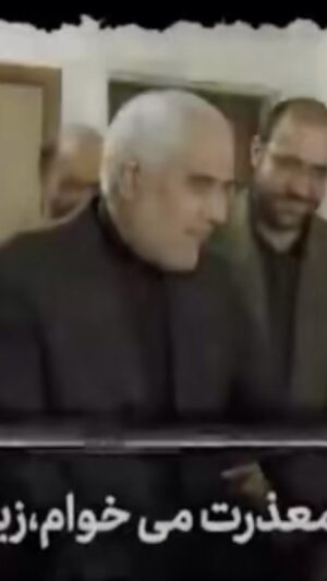 Gohar Kheyrandish Instagram - شب همگی بی دغدغه...
عیادت استاندار وقت اصفهان از آیت الله«مستجابی » در بیمارستان.
#آب #رودخانه #زاینده_رود #اصفهان #خوزستان #ایران #خوزستان_آب_ندارد #کارون#سیستان_بلوچستان #ایران_را_ببینیم #ایران_را_نجات_دهیم