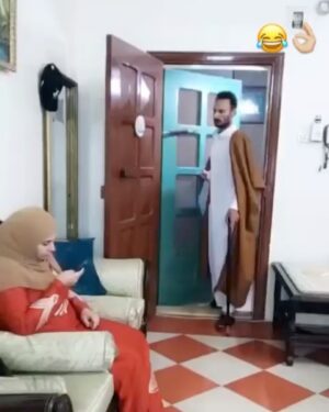Gohar Kheyrandish Instagram - عزیزانم شب شما بی دغدغه...
 با تمام مرگ و میر و مصیبت ها کاش بتوانم لحظاتی لبخند به لب های شما مردم عزیزم بیاورم.

 #فریاد_رسی_نیست #خواهش_میکنم _پروتکل_ها_را_رعایت_کنیم