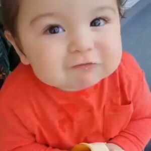 Gohar Kheyrandish Instagram - سلام عزیزانم شب همگی بخیر...

«بچه است دیگه میوه دوست داره»

پیشاپیش سیزدتون بدر 
امیدوارم آرزوهای امسالتون بر آ‌ورده بشه.
#سیزده بدر
#کرونا_را_جدی_بگیرید