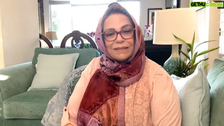 Gohar Kheyrandish - 70.6K Likes - سلام عزیزانم...
 مرضیه جانم و بقول خودشان
مرضیه‌سادات برومند یزدی کارگردان و نویسنده  باهوش و با ذوق عزیز میلادتان مبارک باشد و سایه شما بر سر هنر سینما، تلوزیون و تئاتر مستدام باد .
# مرضیه _برومند#احترام _برومند#راضیه_برومند#طاهره#لیلی _رشیدی #داود رشیدی #خونه مادربزرگه#زی زی گولو» #همه بچه های من#آرایشگاه زیبا#الو الو _ من _جوجوام#کارگردان#نویسنده#کودک#نوجوان#سریال