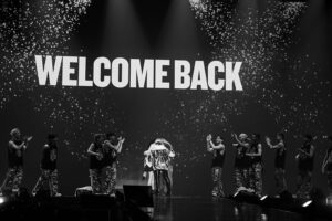 Gong Min-ji Instagram - 사랑했고사랑하고사랑할것입니다 영원히❤️
#WELCOMEBACKTOUR #2NE14EVER